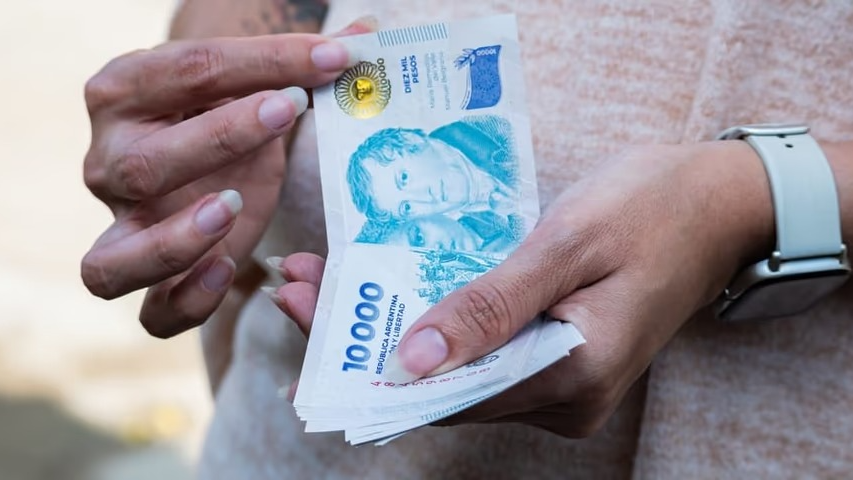 Bono de $126.000: quiénes lo cobran y cuándo se paga en 2026 