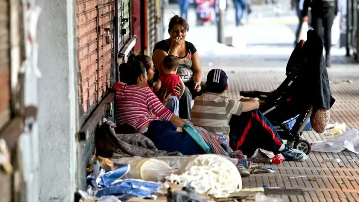 Según el Gobierno, la pobreza cayó  al 26,9% en el tercer trimestre