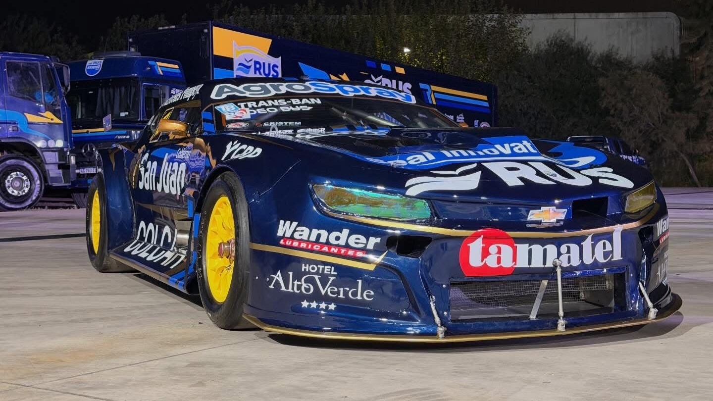 Tobías Martínez presentó su auto para la temporada 2026 del TC