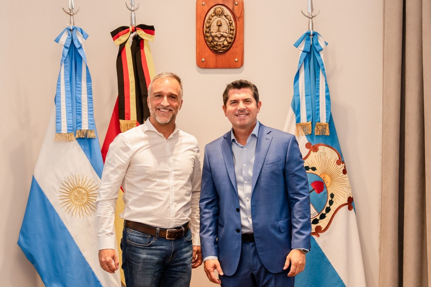 Gobierno y el consulado alemán en Cuyo reunidos por la minería extractiva