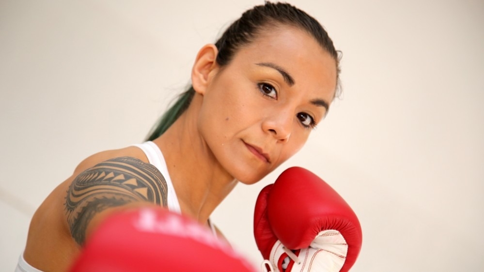 La exboxeadora presentó la denuncia tras recibir descarga eléctrica y relató su experiencia