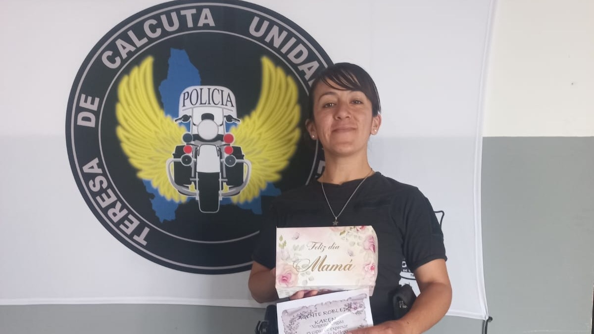 Policía sanjuanina se convirtió en heroína tras salvar a una niña de 2 años