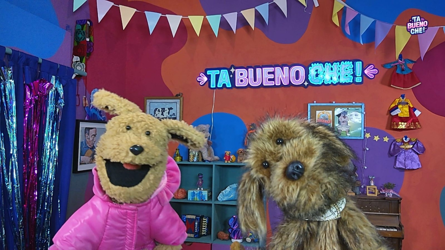 La historia de “Ta bueno che”, el programa que conducen dos perros y no para de crecer