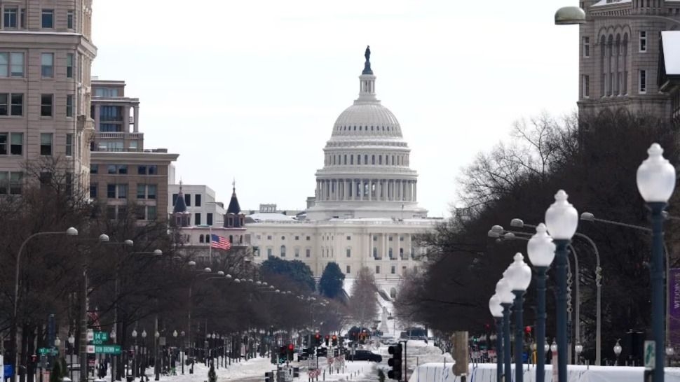 Estados Unidos: detuvieron a un joven armado que corría hacia el Capitolio