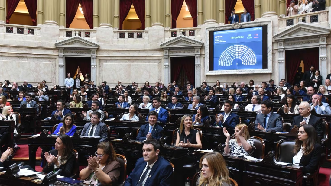 En el marco del paro de la CGT, Diputados trata la reforma laboral