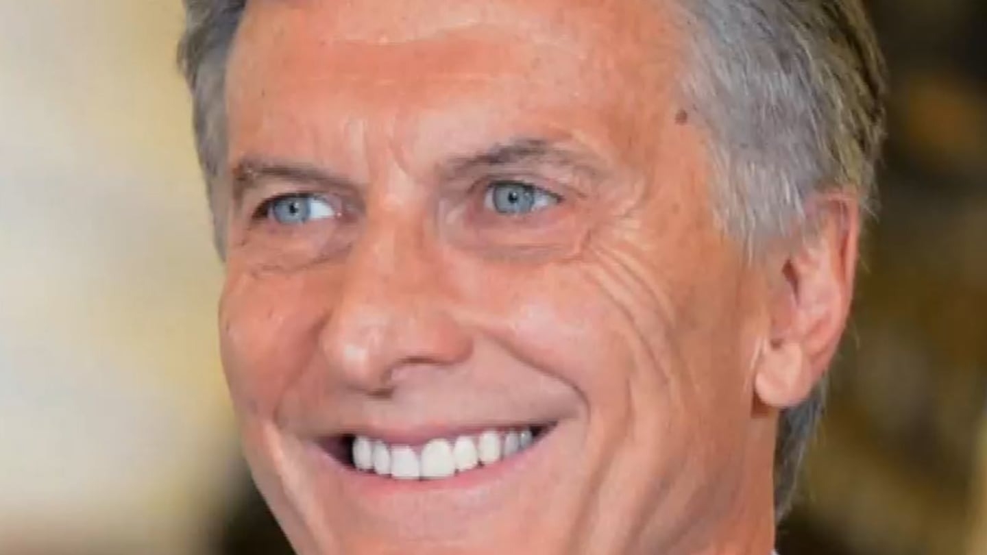 Quién es la modelo que busca conquistar Mauricio Macri tras su separación