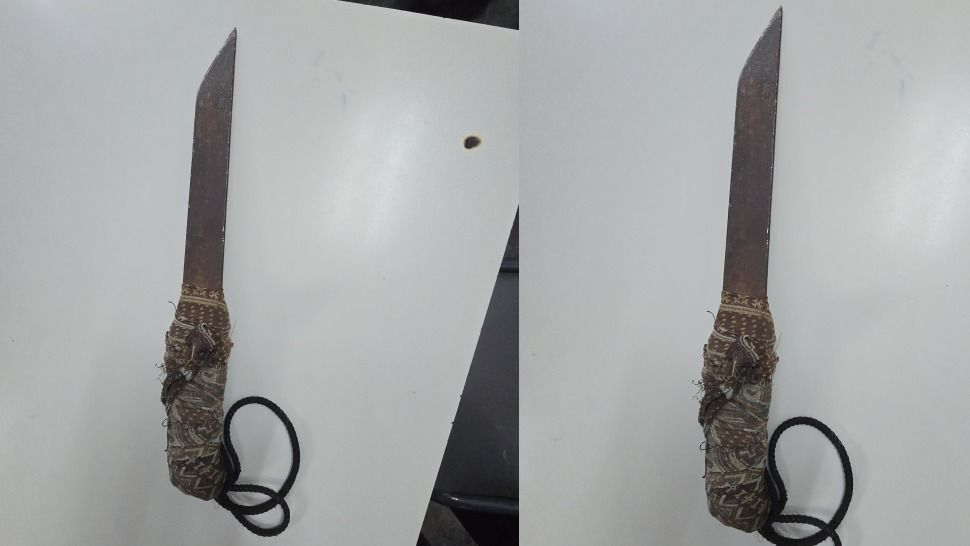 Detuvieron a dos hombres por asaltar a un chofer de Didi con un cuchillo