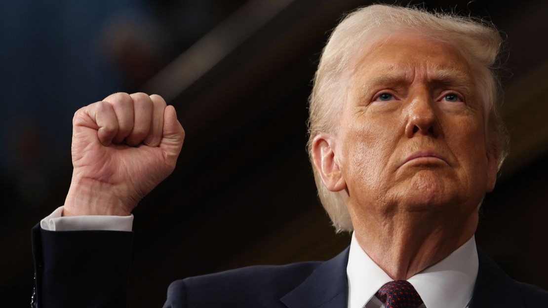 EEUU aplica arancel del 10% a importaciones pese al fallo de la Corte