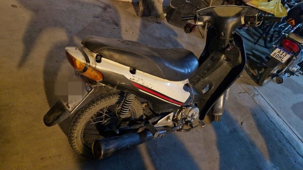 Recuperan una moto robada y detienen a un hombre por encubrimiento