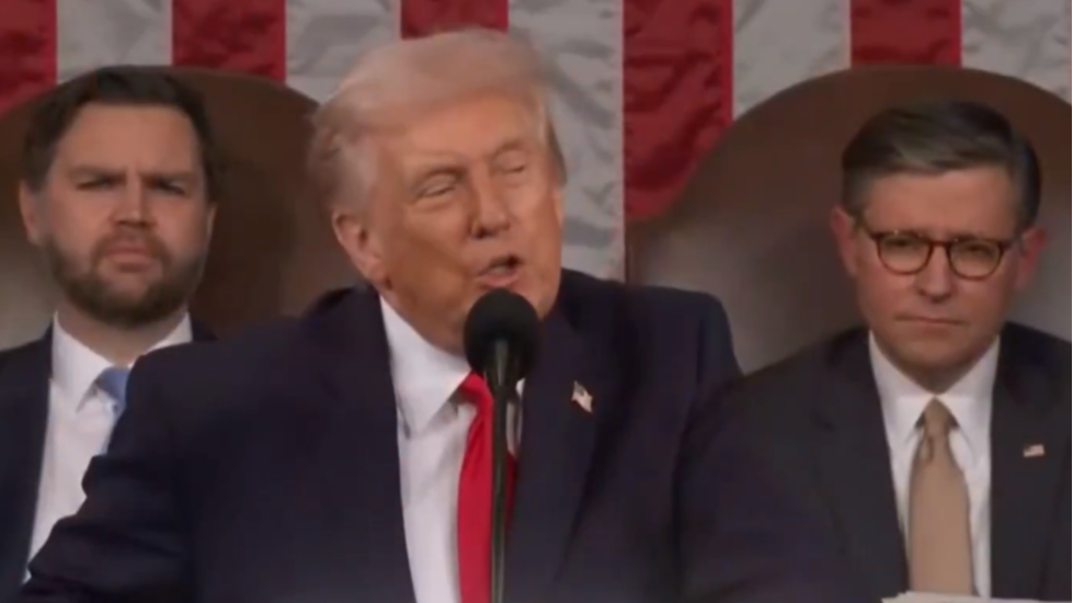 Trump denuncia el desarrollo de misiles iraníes capaces de llegar a EE.UU.