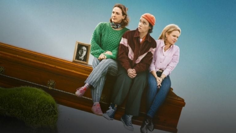 Cómo llegar al cielo desde Belfast: la comedia negra de Netflix