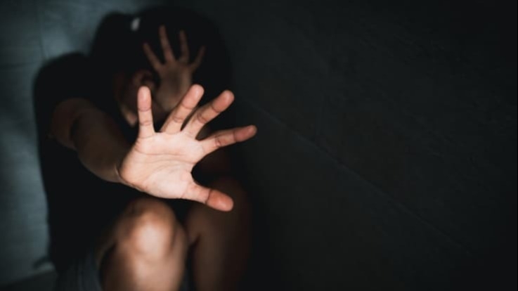 Condenaron a un padrastro por abusar sexualmente a una menor: cuánto le dieron