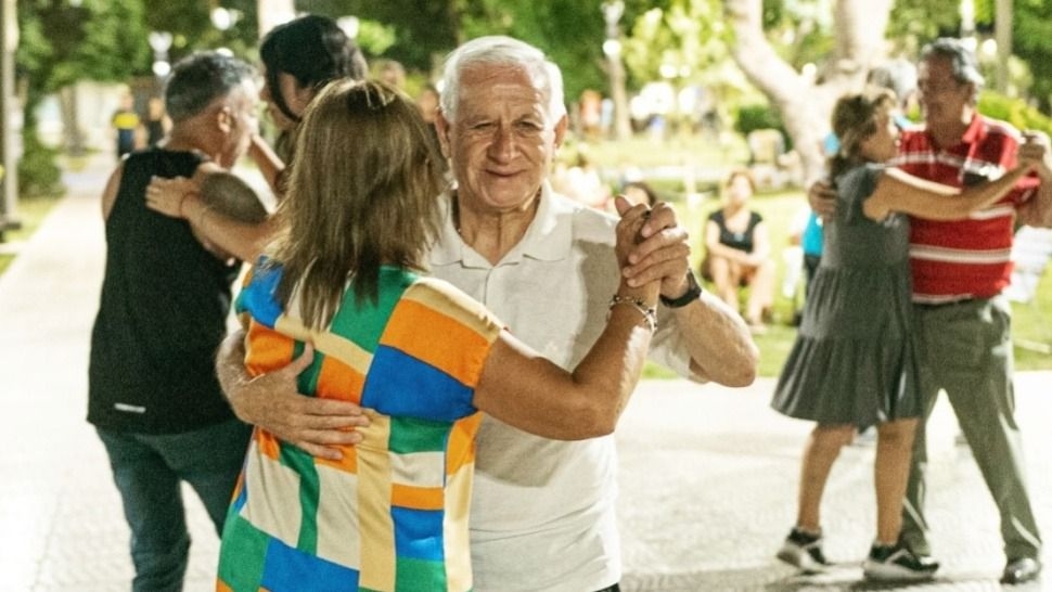 Santa Lucía cerró febrero a puro tango y folclore