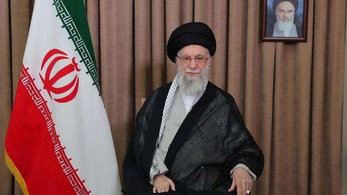 Irán confirmó la muerte del líder supremo el ayatolá Alí Jameneí