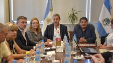 El Gobierno cerró con todos los estatales un 27% de aumento en tres tramos