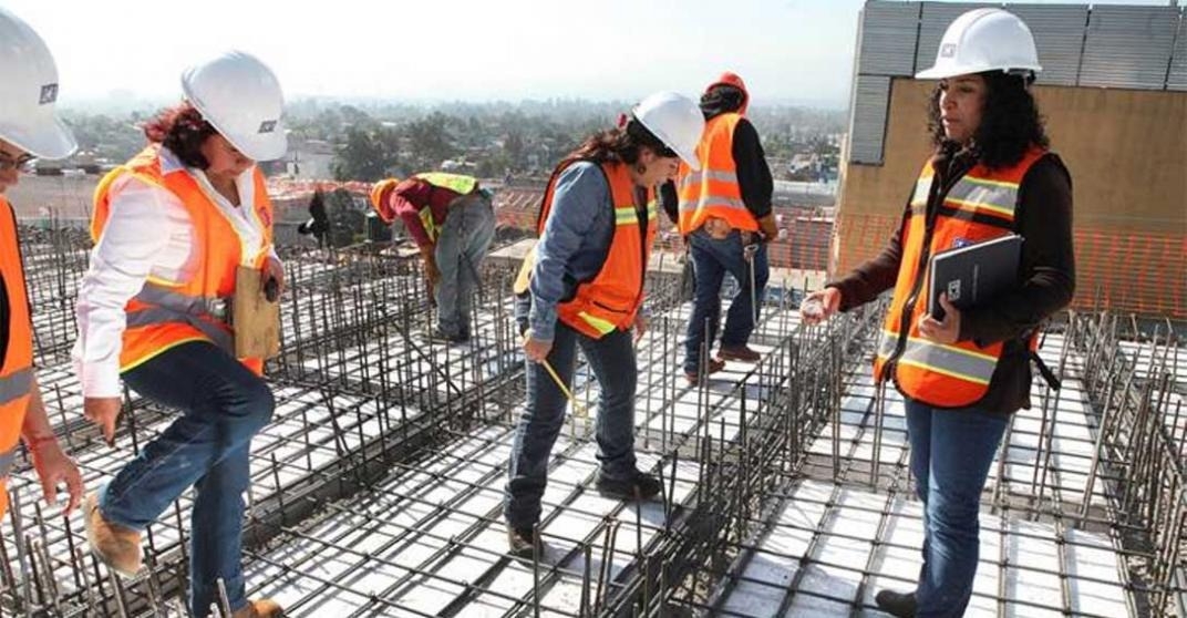La historia de tres mujeres que ponen manos a la obra
