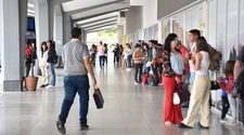Gran movimiento en la terminal de San Juan por el fin de semana XXL