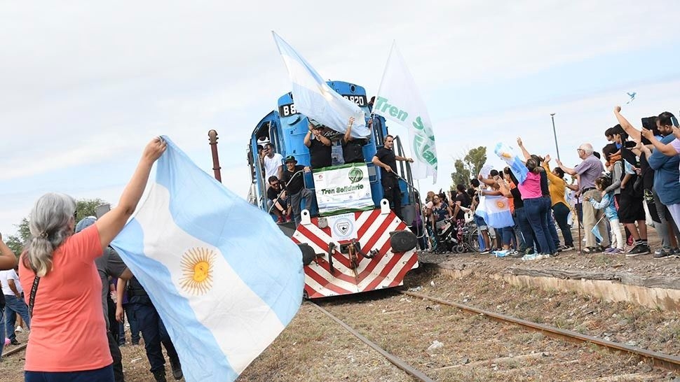 Luego de su paso por San Juan, el Tren Solidario llevará ayuda a Bahía ...