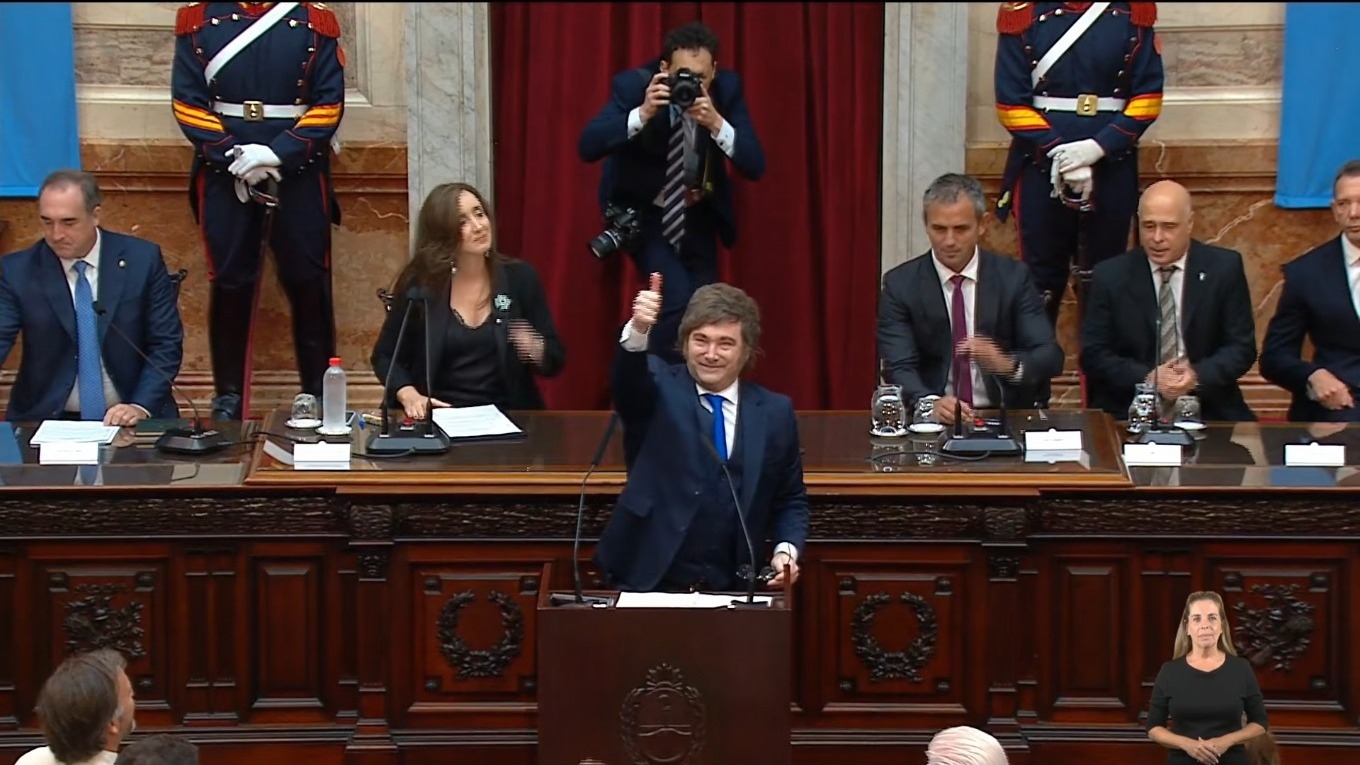 Milei en el Congreso: “Estamos saliendo del pozo”