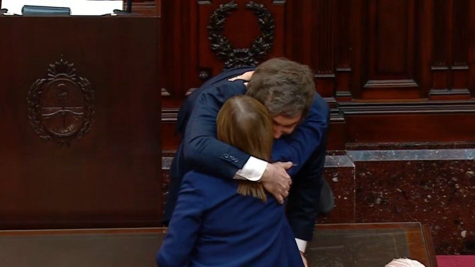 Con elogios a Bullrich, Milei celebró baja de homicidios en la Argentina