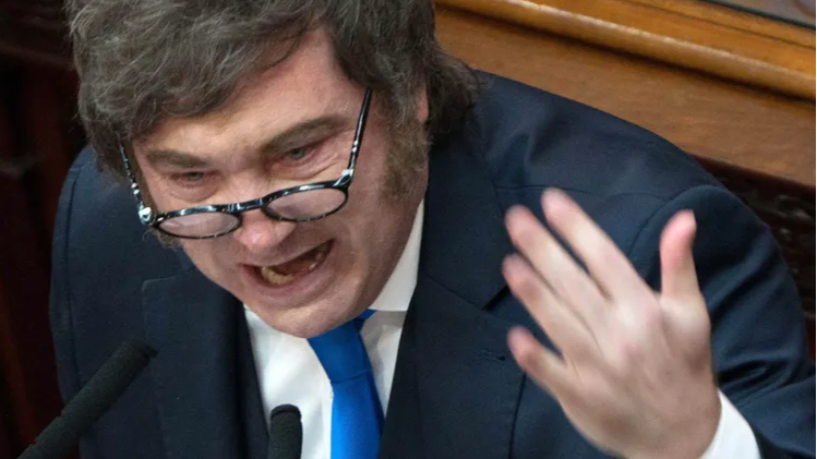 El presidente defendió las desregulaciones y celebró baja del 30% del valor en alquileres