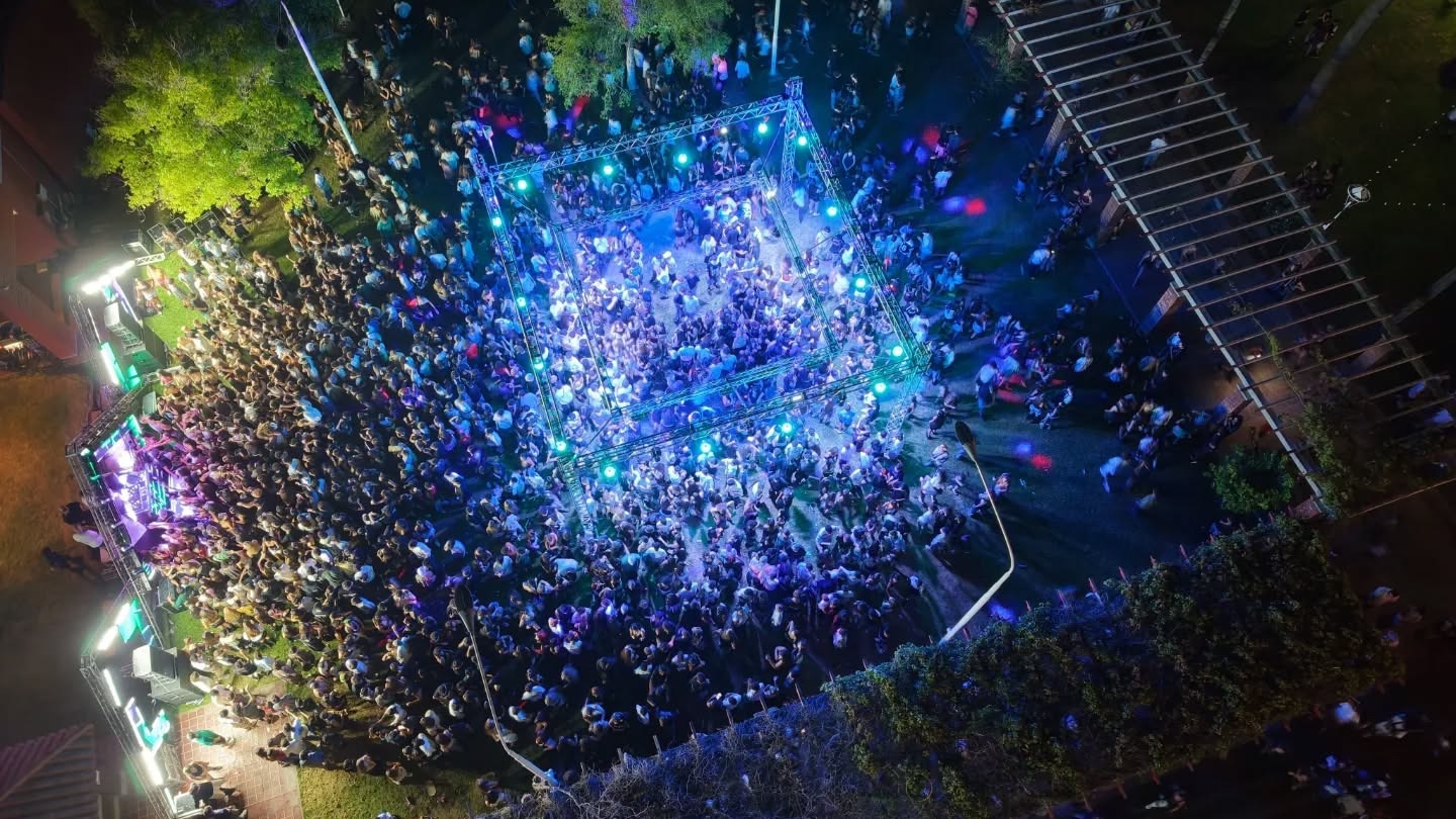 Un anciano murió tras ser empujado por un menor durante un el Carnaval de Ausonia