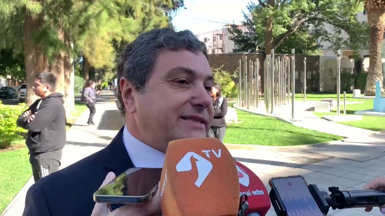 San Juan evita descontar el día a los docentes que hicieron paro