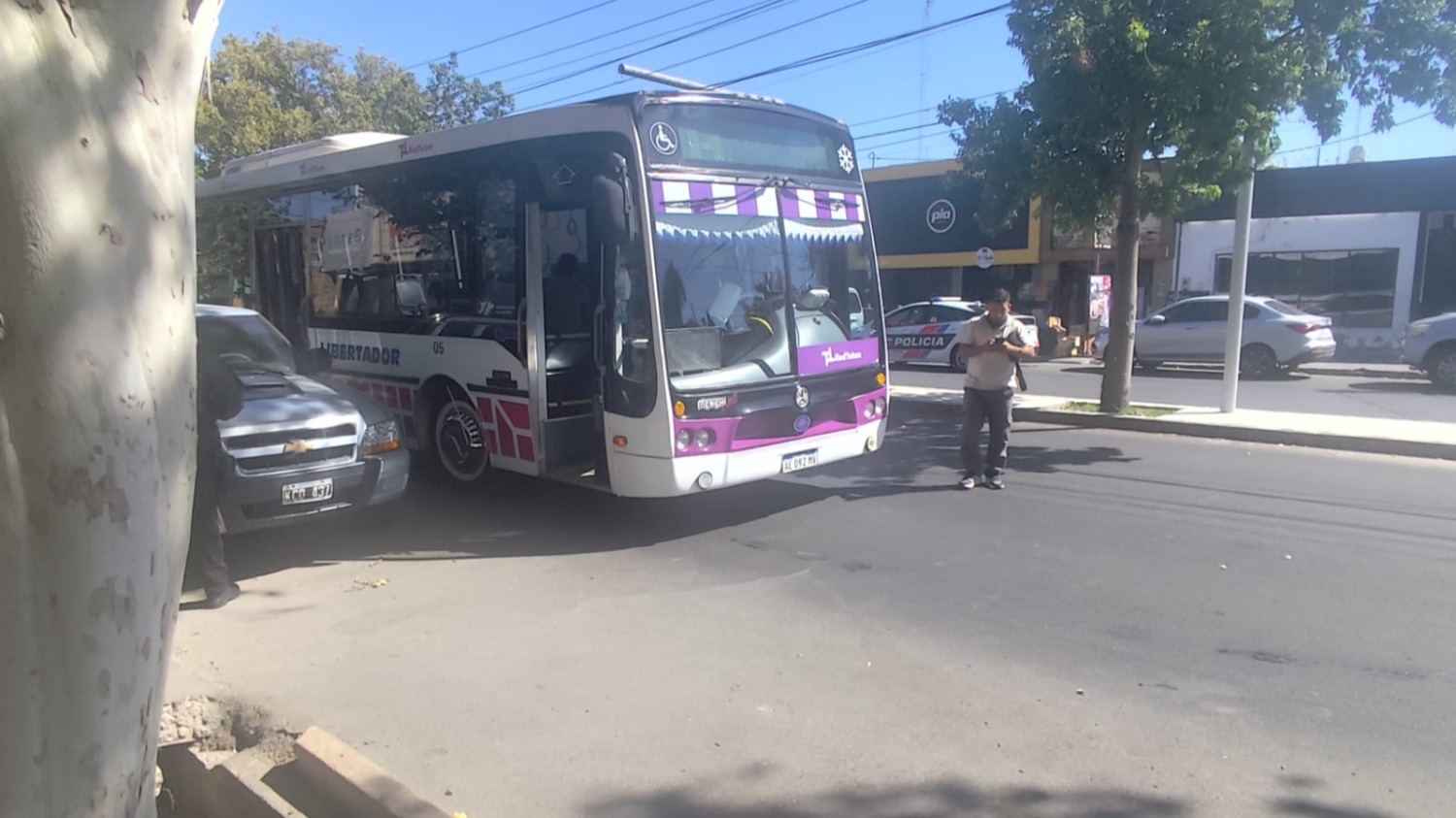 Mujer fue embestida por un colectivo de la RedTulum en plena Capital