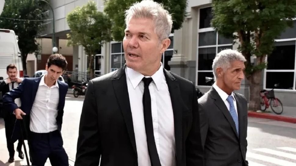 Burlando le respondió a los padres de Loan: “Busquen a Loan, no a políticos”