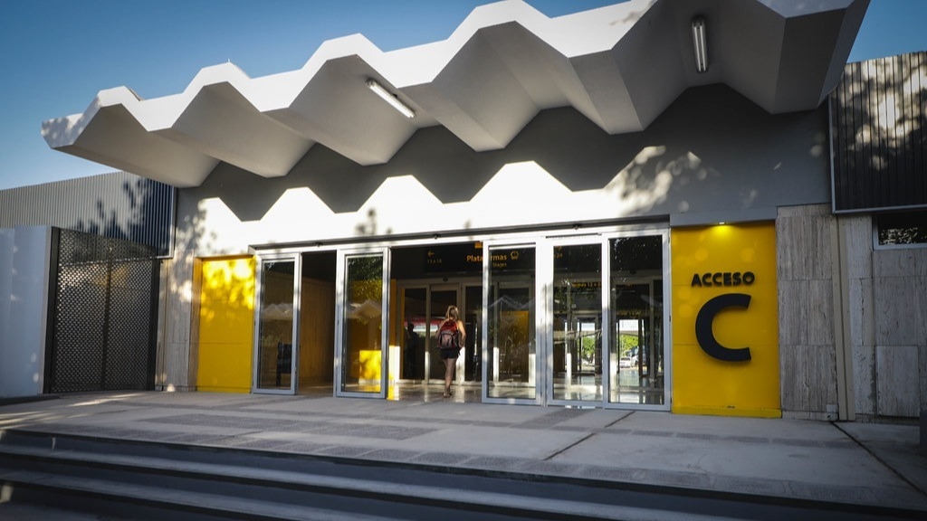 Investigan si el ataque al hombre quemado en la Terminal fue tentativa de homicidio