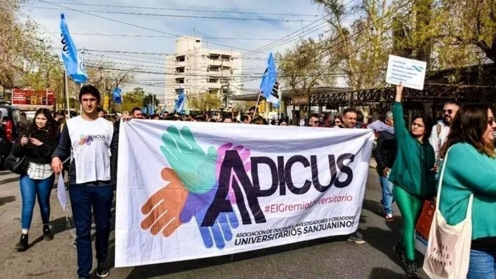 Docentes de la UNSJ anunciaron cinco semanas de paro y plan de lucha