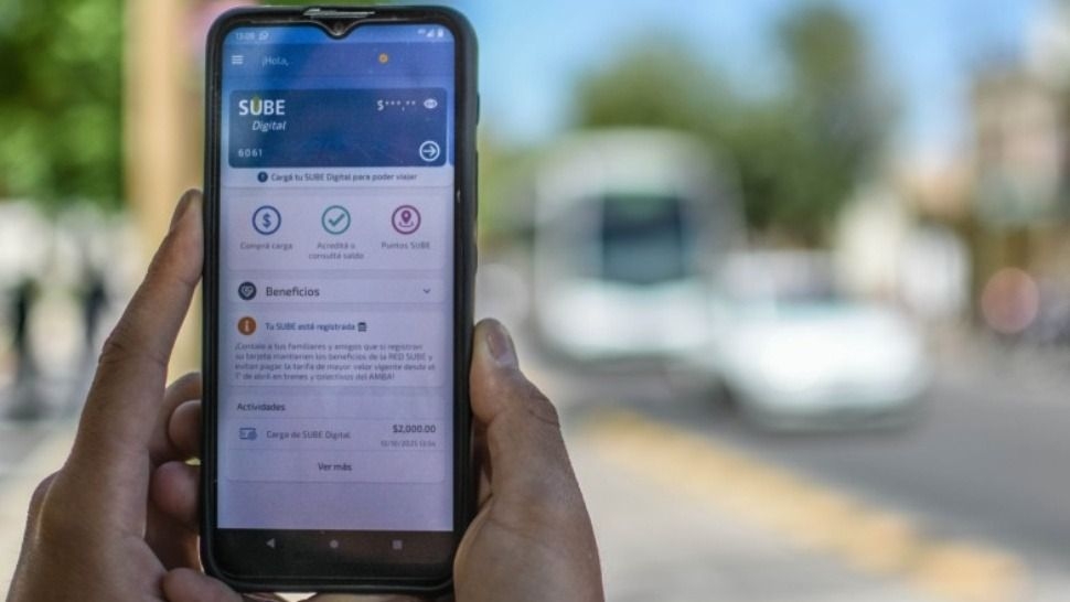 Gobierno aclaró cómo obtener reintegros al pagar el colectivo con el celular