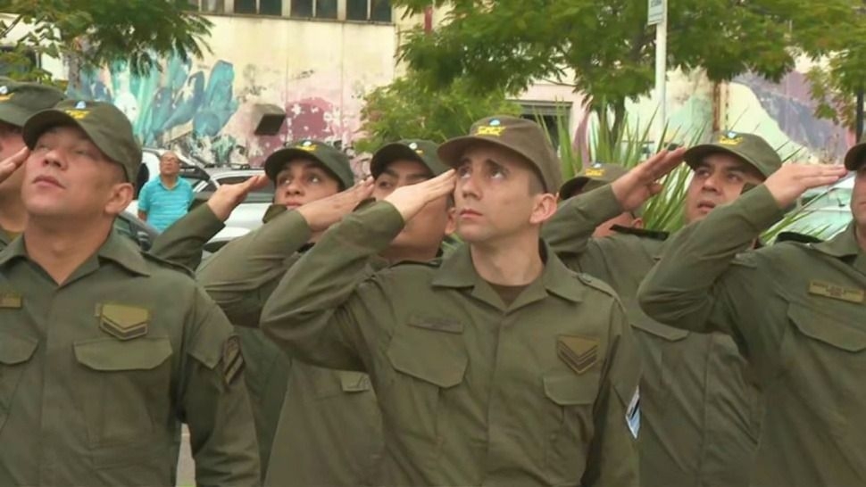 Nahuel Gallo volvió a izar la bandera en Gendarmería tras su cautiverio