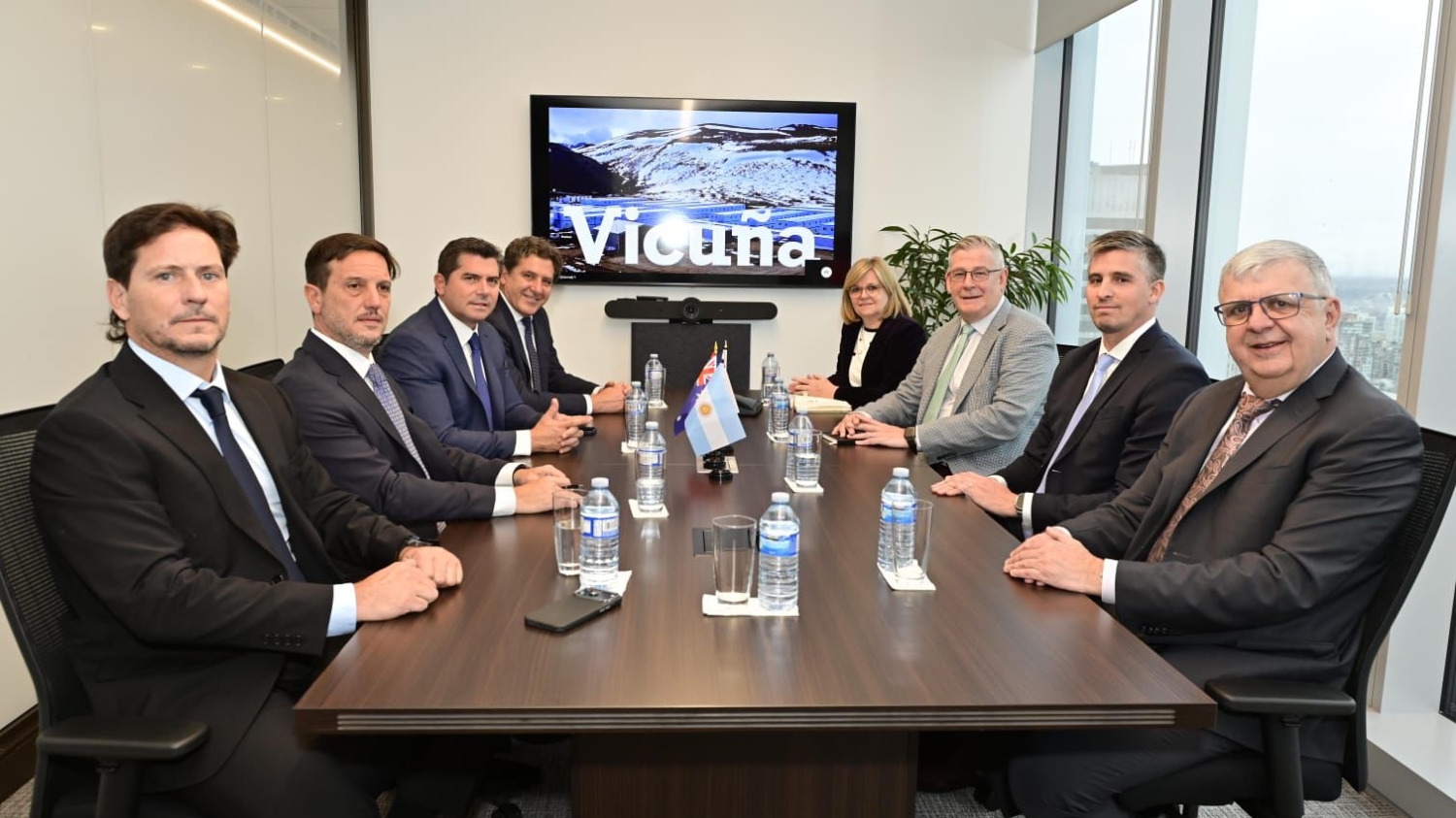 Orrego consensuó con Vicuña una agenda de obras para San Juan