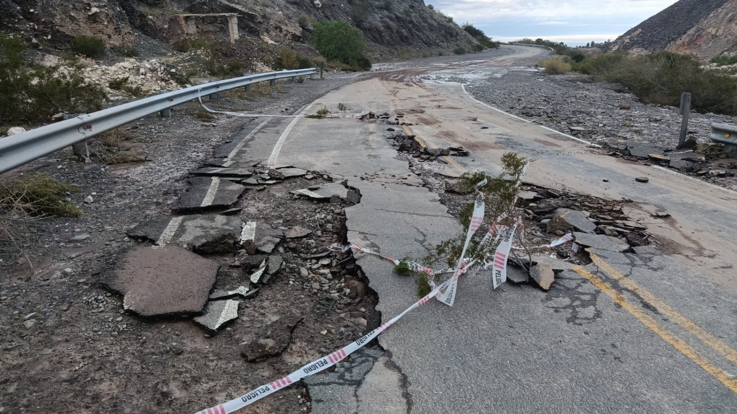 Advierten conducir con máxima precaución en rutas nacionales por daños tras la lluvia