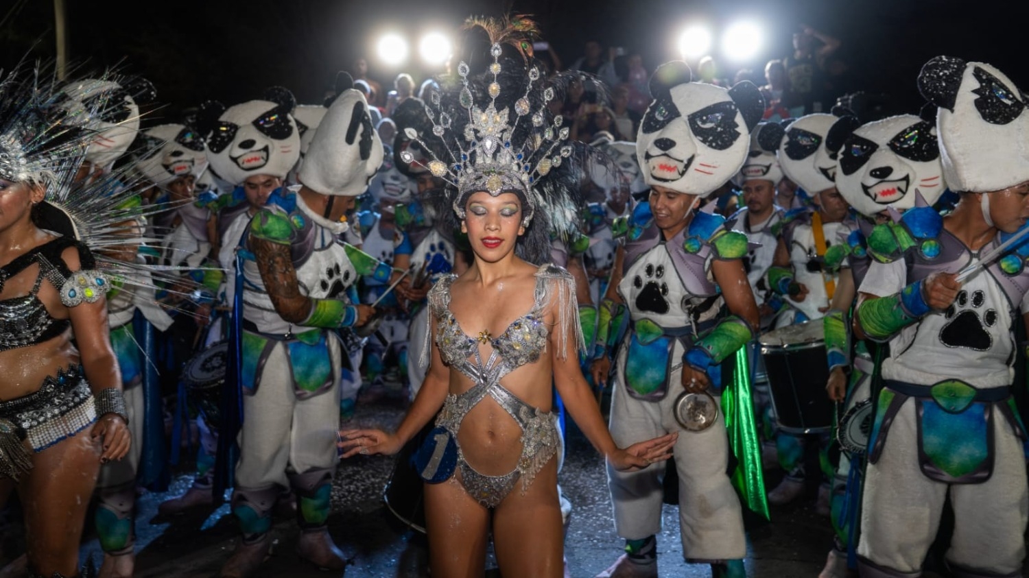 Más de 30.000 personas vibraron en el cierre del carnaval "En Ullum están chayando"