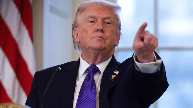 Trump minimizó el alza del petróleo: "Es un precio bajo a pagar por la seguridad y la paz"