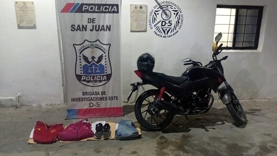Recuperaron una moto robada en Caucete y detienen a un joven