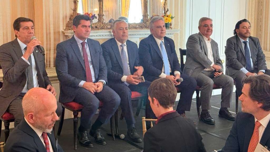 Orrego impulsa el potencial de San Juan ante inversores en Nueva York