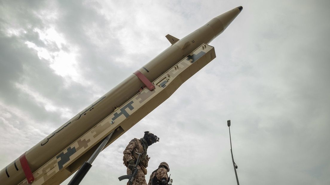 Irán lanza nueva oleada de misiles con potentes ojivas contra objetivos militares en Israel y bases de EE.UU.