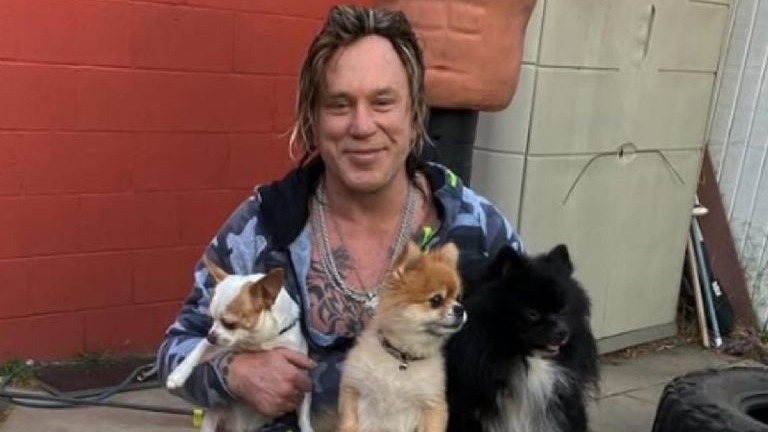 Mickey Rourke desalojado de su casa por deuda de 60 mil dólares