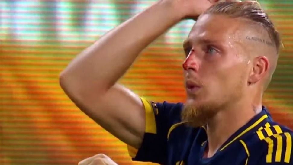 Ascacíbar terminó con sangre tras festejar su gol ante San Lorenzo