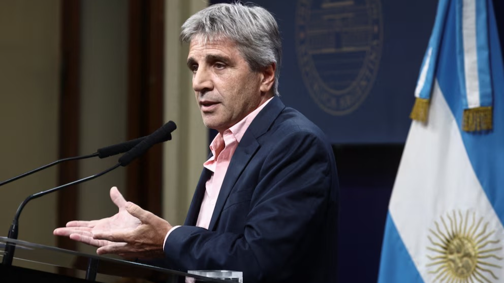 Caputo ratificó que la inflación bajará del 1% mensual en 2026 