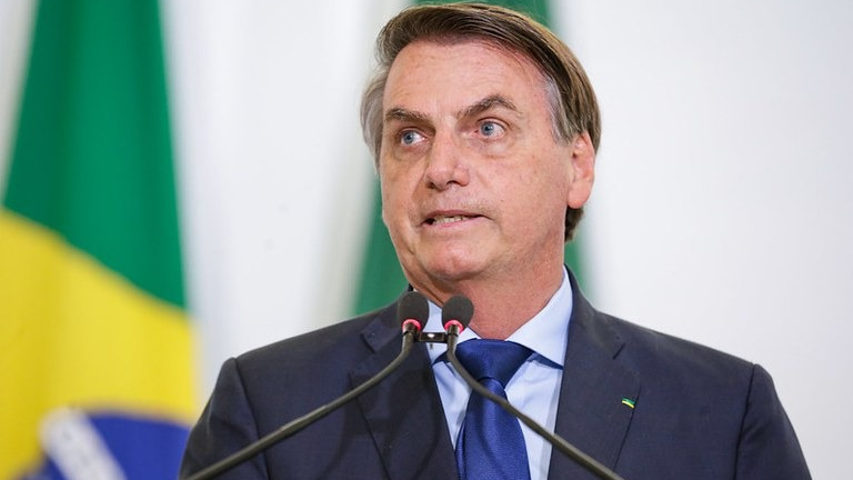 Internaron en terapia intensiva a Bolsonaro por bronconeumonía 