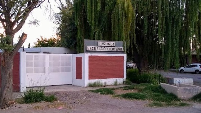 Investigan el robo de 14 matafuegos en una escuela de Rawson