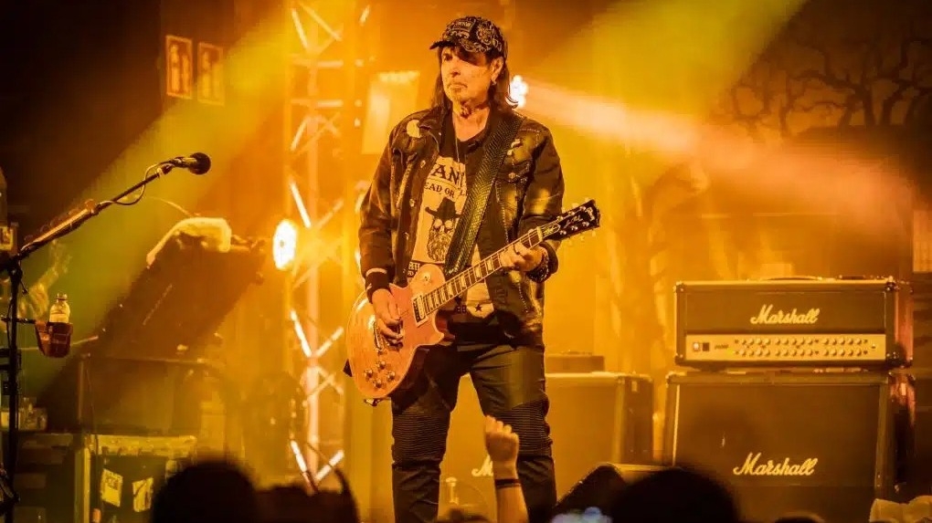 Muere Phil Campbell, legendario guitarrista de Motörhead, a los 64 años