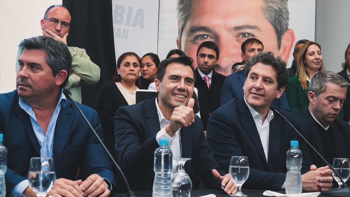 La picardía bloquista que enfureció al oficialismo