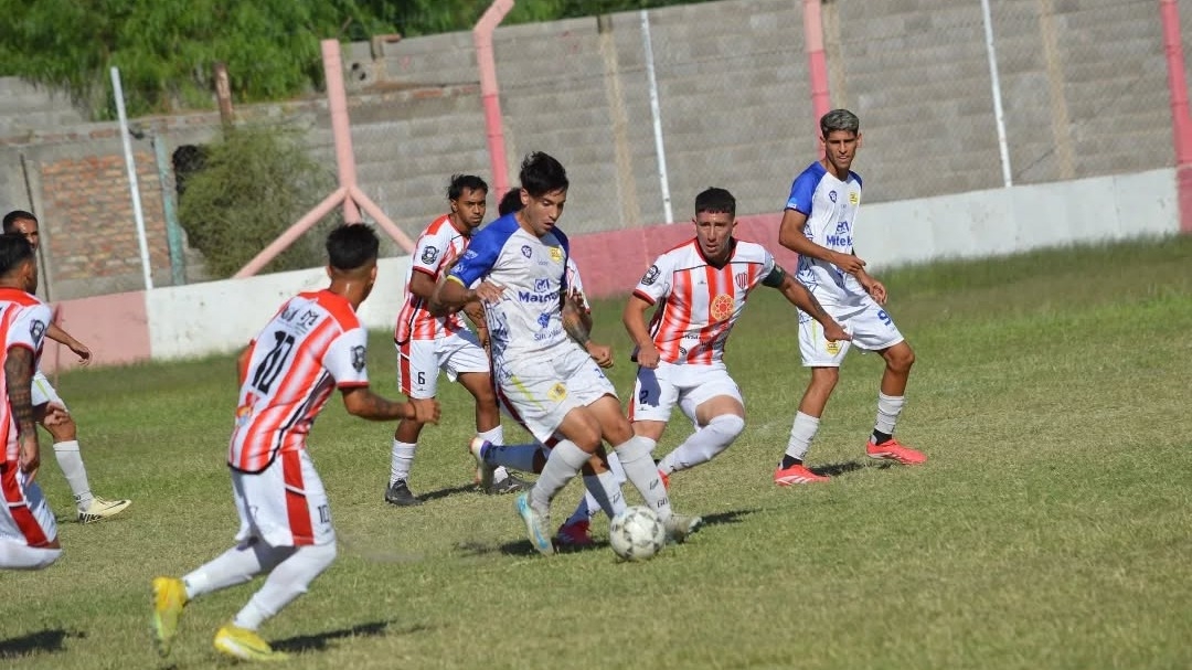 Los líderes no perdonan: Unión y Atenas arriba, Colón y Desamparados acechan