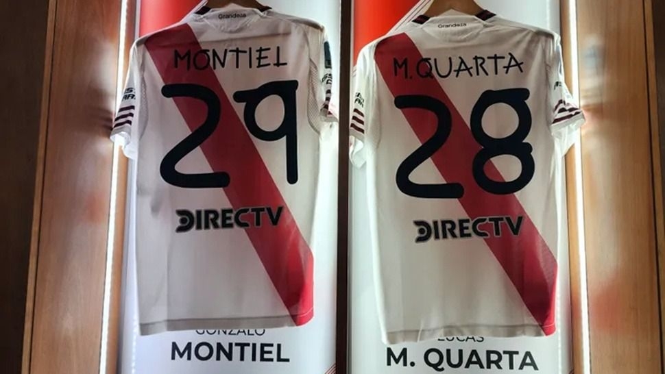 River usó una tipografía especial en la camiseta ante Sarmiento