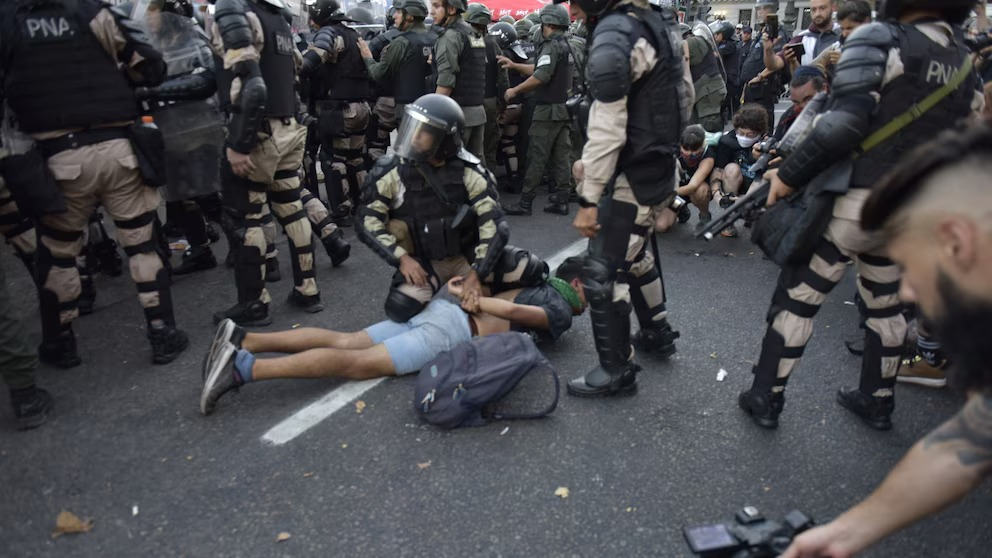 Condenaron a cuatro manifestantes que fueron detenidos con protocolo antipiquetes